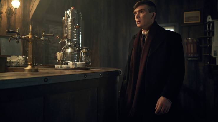 Tommy Shelby (Cillian Murphy) in "Peaky Blinders".