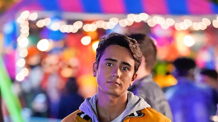 Love, Victor -- "Welcome to Creekwood" - Episode 101 -- Victor arrives at Creekwood a year after the events of LOVE, SIMON excited to start his new life. Victor (Michael Cimino), shown. (Photo by: Mitchell Haaseth/Hulu)