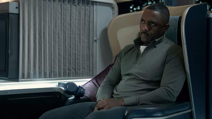 Der Unterhändler Sam Nelson (Idris Elba) versucht in «Hijack», ein Flugeug wieder heil auf den Boden zu bringen.