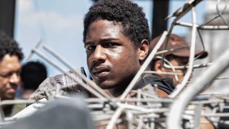 Mateus (Christian Malheiros) in «7 Gefangene» au Netflix