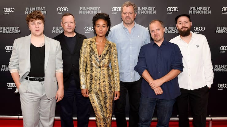 Thomas Schubert, Matthias Brandt, Larissa Sirah Herden, Jan Bonny, Matthias Murmann, Philipp Kässbohrer (v.l.)