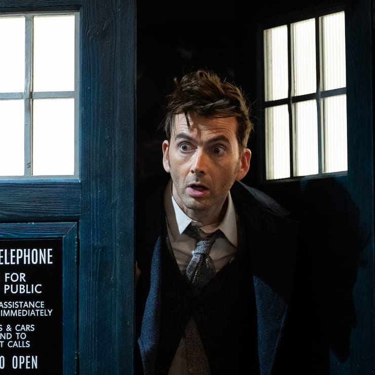 Der Doktor (David Tennant) in der Zeit-Raum-Maschine «Tardis»