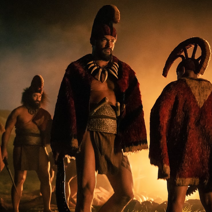 Martialisch: Ka’iana (Jason Momoa, o.) kämpft für das Schicksal von Hawaii.