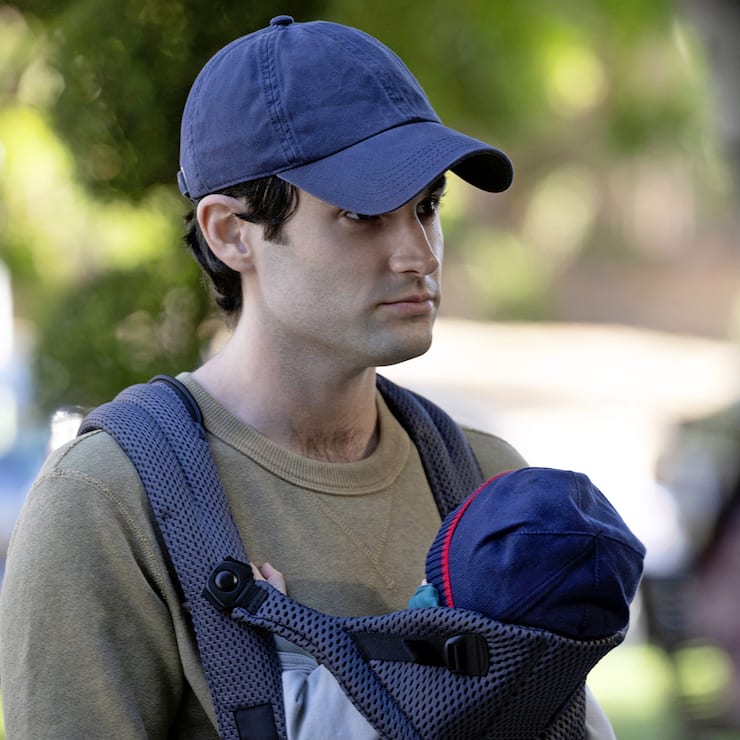 YOU (L to R) PENN BADGLEY as JOE GOLDBERG in episode 301 of YOU Cr. JOHN P. FLEENOR/NETFLIX Ă© 2021