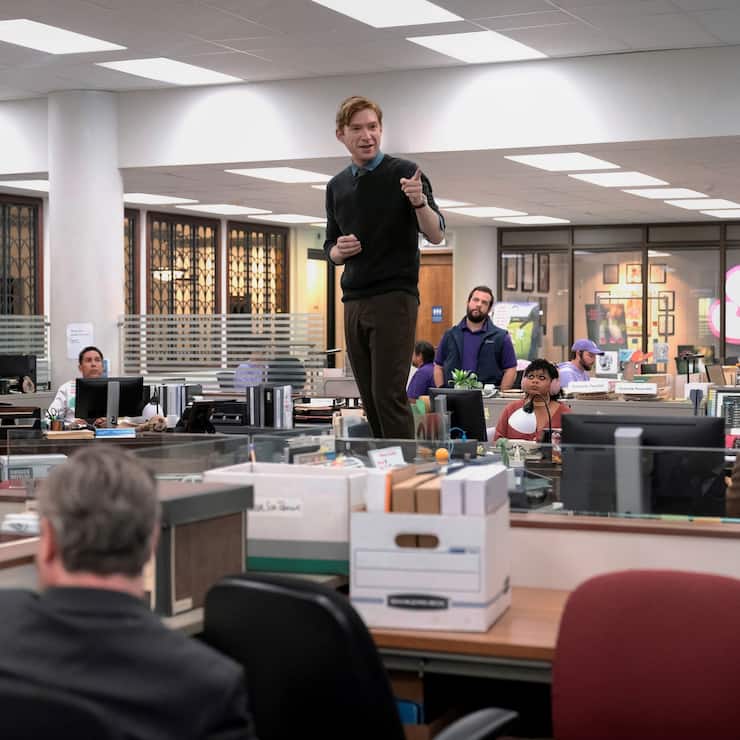 Mimt den Chef im «Office»-Spinoff: Domnhall Gleeson in «The Paper».