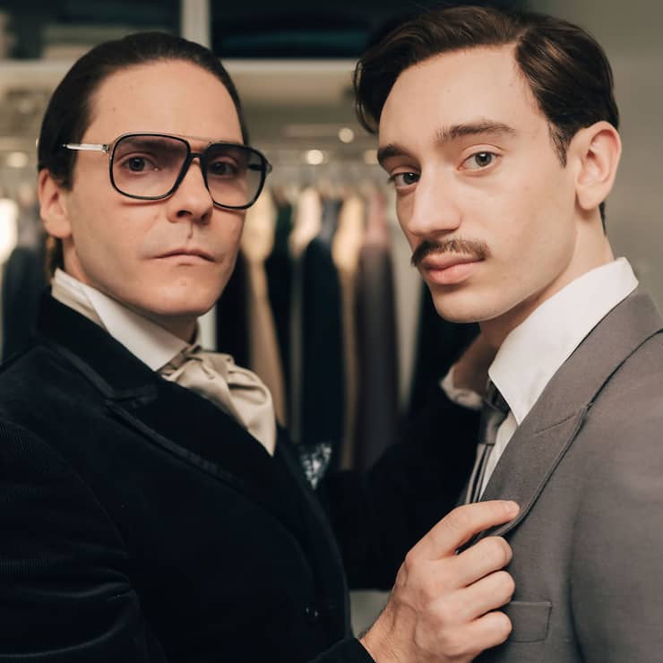 Die Liebe seines Lebens: Karl Lagerfeld (Daniel Brühl, l.) und Jacques de Bascher (Théodore Pellerin). 