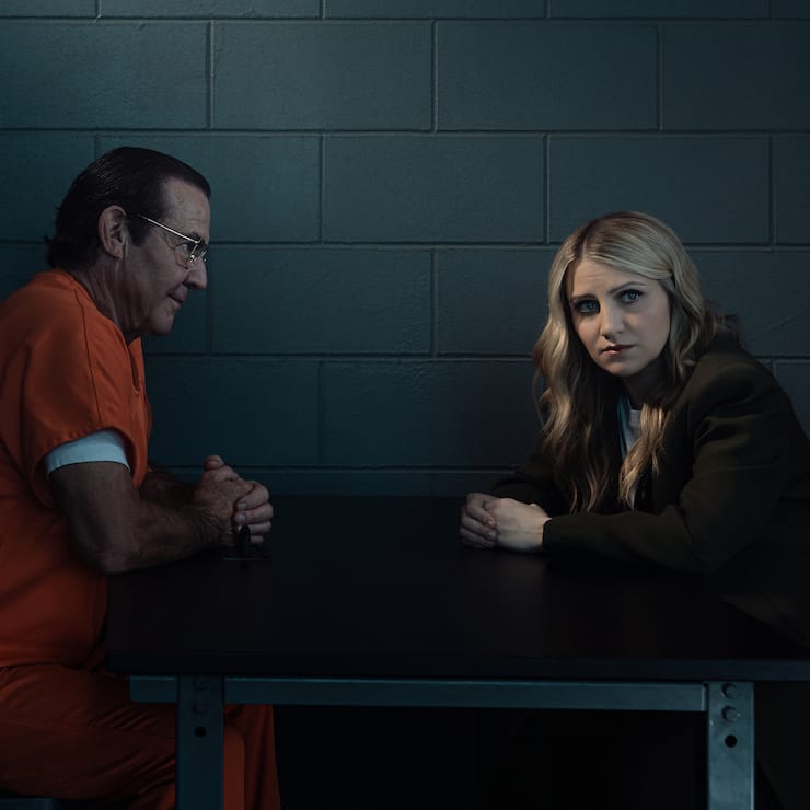 Melissa (Annaleigh Ashford) kann ihrem Vater (Dennis Quaid) nicht mehr in die Augen sehen.