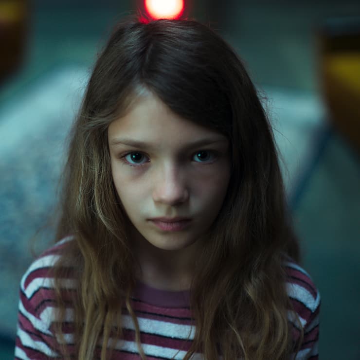 Naila Schuberth (als Hannah) am Set von «Liebes Kind». Sie kennt das originale Drehbuch nicht.