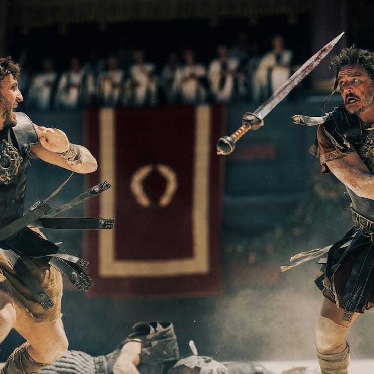 Gladiator Lucius (Paul Mescal) kämpft gegen Feldherr Acacius (Pedro Pascal).