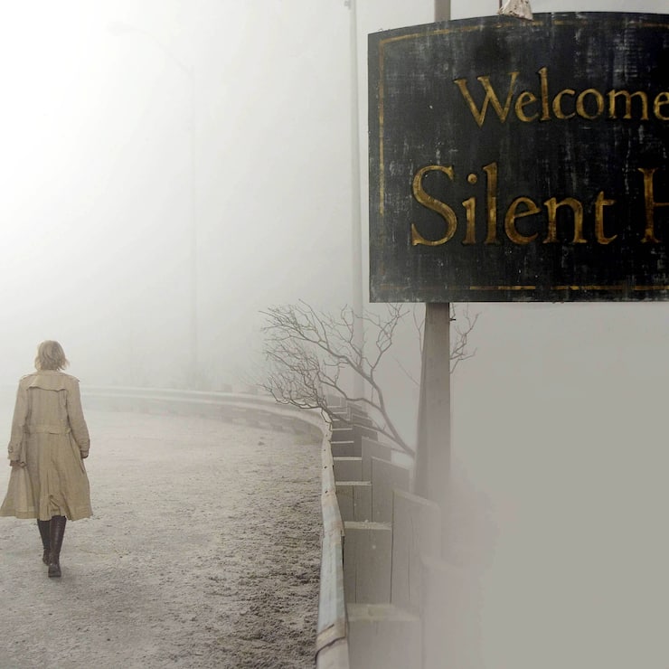 RADHA MITCHELL als Rose im Film SILENT HILL 