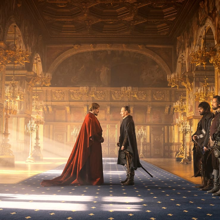 Zur königlichen Audienz in Reih und Glied:  Porthos, Aramis, Athos und D’Artagnan (v.l.).