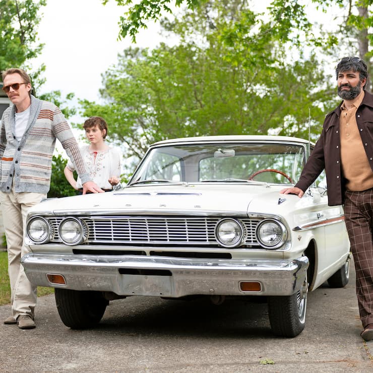 (L-R) Paul Bettany as "Frank," Sophia Lillis as "Beth," and Peter Macdissi as "Wally" in UNCLE FRANK Photo: Brownie Harris/Amazon Studios