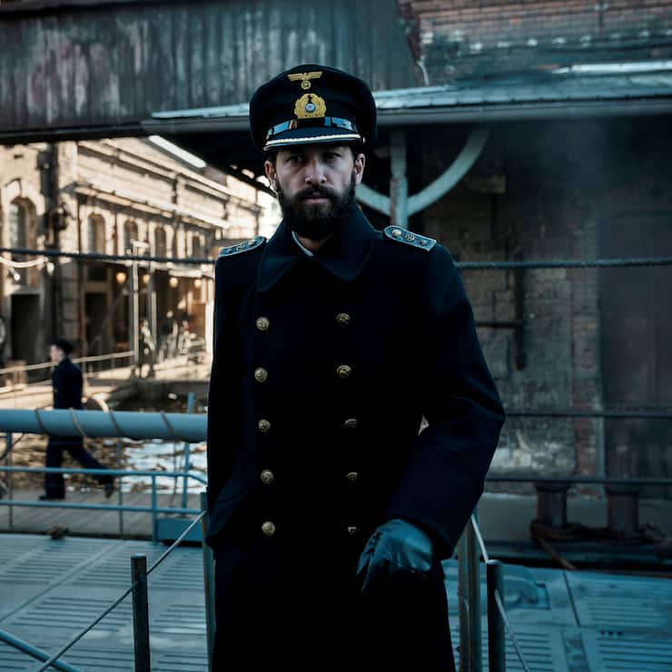 Scene 135 - KIEL DOCKSEhrenberg enters the U-boat