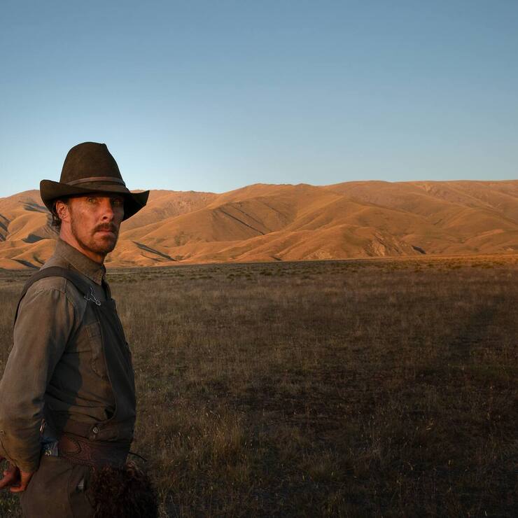 THE POWER OF THE DOG BENEDICT CUMBERBATCH as PHIL BURBANK in THE POWER OF THE DOG. Cr. KIRSTY GRIFFIN/NETFLIX Â© 2021