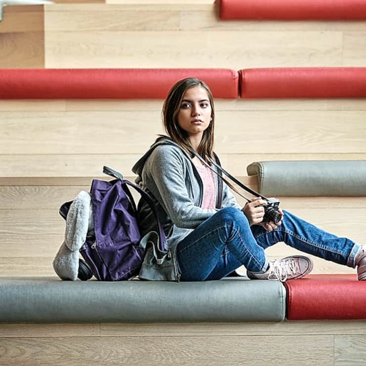SWEET GIRL, Isabela Merced as Rachel Cr. Clay Enos/NETFLIX Â© 2021