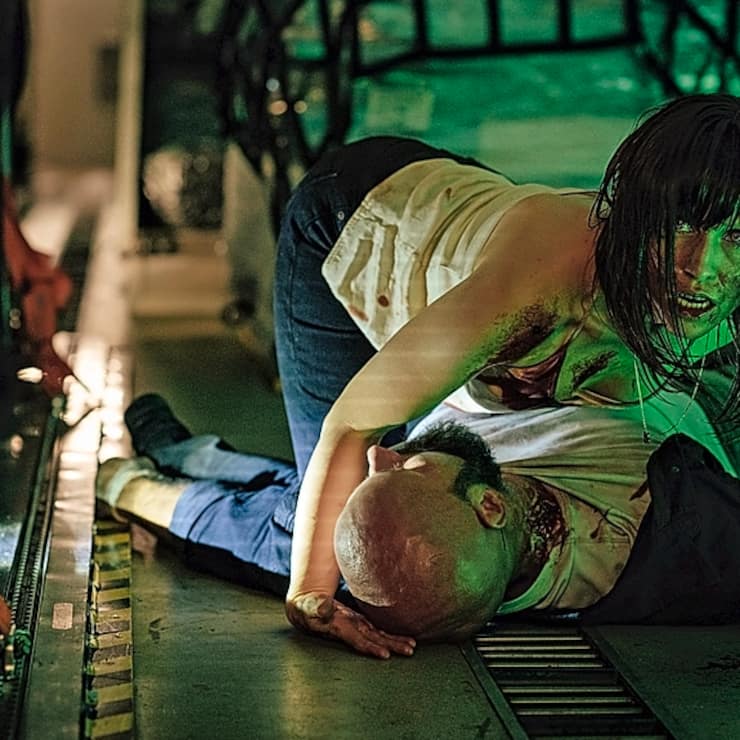BLOOD RED SKY (L to R) PERI BAUMEISTER as NADJA in BLOOD RED SKY. Cr. STANISLAV HONZIK/NETFLIX Â© 2021