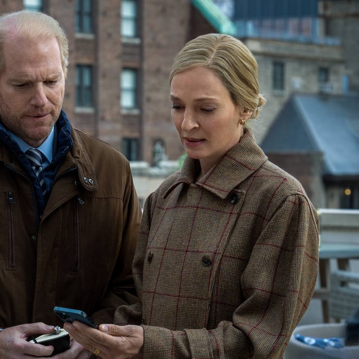 Noah Emmerich und Uma Thurman in «Suspicion».