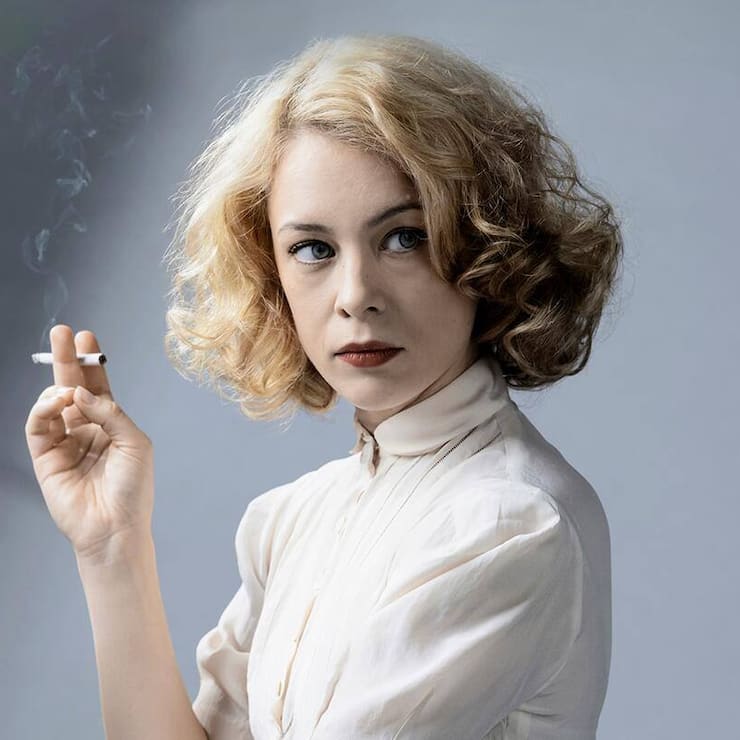 Kino – «Stella»: Stella (Paula Beer) versucht ihre Eltern vor der Einliefe­rung ins KZ zu bewahren.