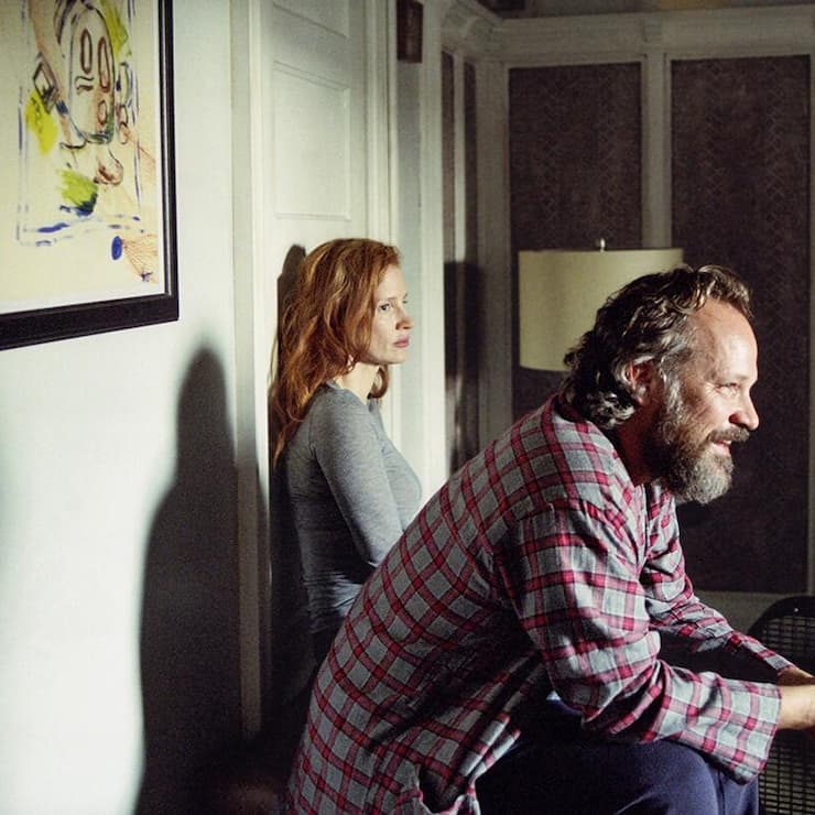 Sylvia (Jessica Chastain) kümmert sich  um den dementen Saul (Peter Sarsgaard).