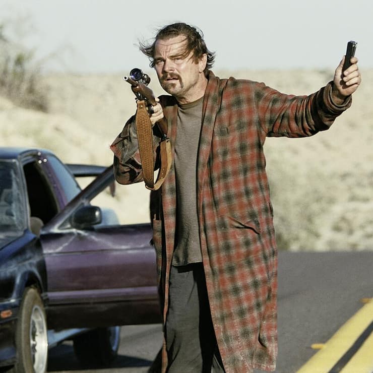 Bob (Leonardo Di­Caprio) ist auf der Flucht vor Colonel Lockjaw (Sean Penn).