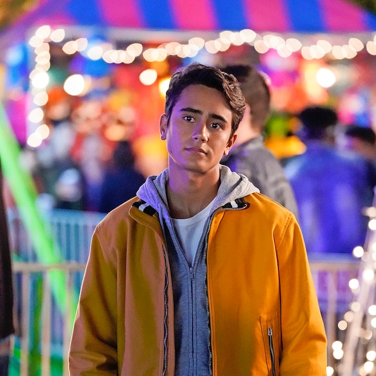 Love, Victor -- "Welcome to Creekwood" - Episode 101 -- Victor arrives at Creekwood a year after the events of LOVE, SIMON excited to start his new life. Victor (Michael Cimino), shown. (Photo by: Mitchell Haaseth/Hulu)