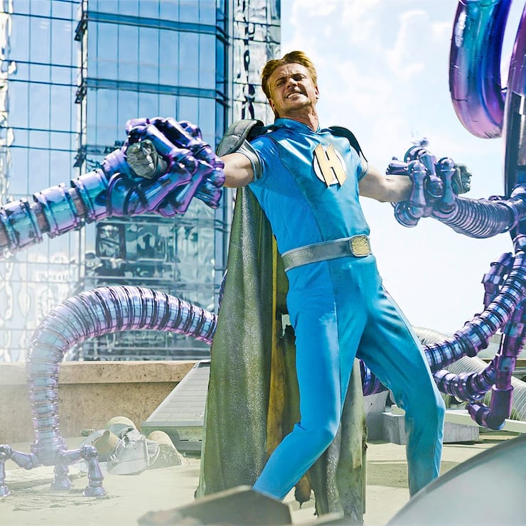 We Can Be Heroes: Boyd Holbrook as Miracle Guy. Cr. Ryan Green/NETFLIX Â© 2020
