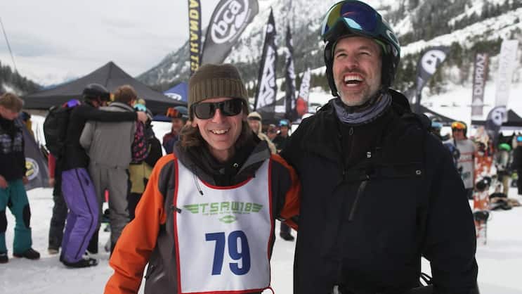Snowboard-Pionier Paul Gruber (l.) mit Arthur Honegger.