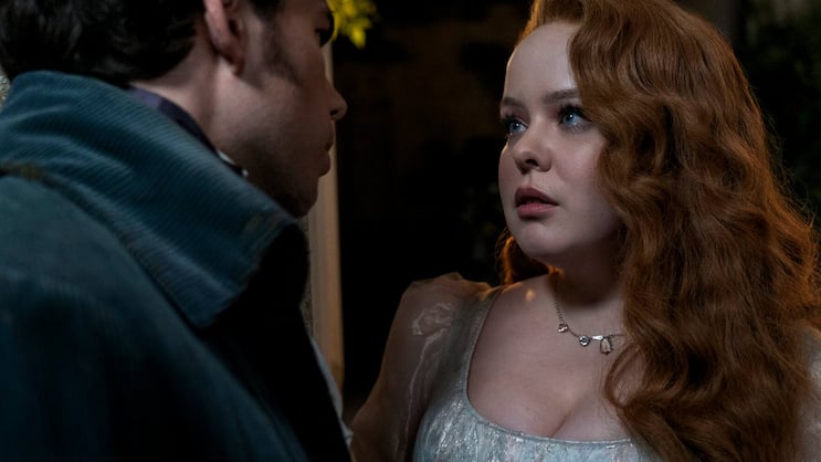 Schmachtende Blicke: Colin Bridgerton (Luke Newton) und Penelope Featherington (Nicola Coughlan).