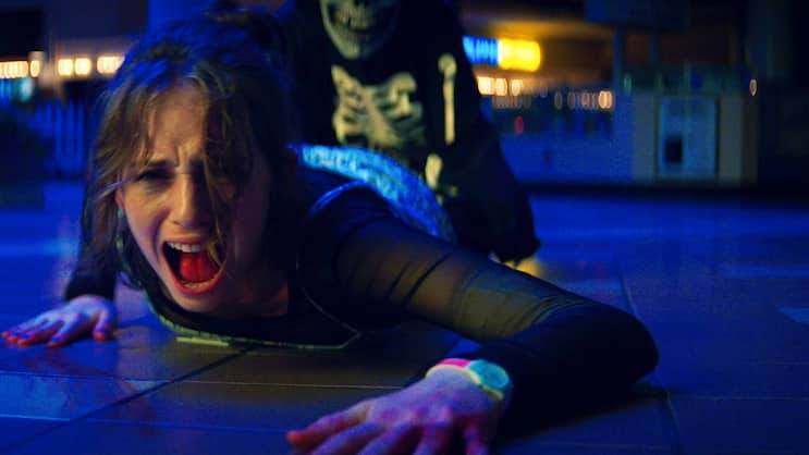 Scream Queen: Nach «Stranger Things» wird Maya Hawke nun in Teil eins terrorisiert.