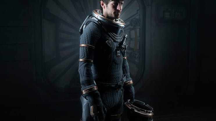 Karl D'Branin (Eoin Macken) wird von seinen Erinnerungen terrorisiert.