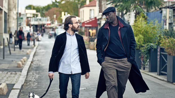 Gassi zu dritt: Die Freunde Assane (r.), Benjamin und Hündchen «J’accuse»..
