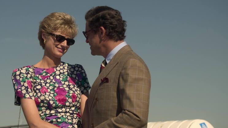 Diana (Elizabeth Debicki) und Charles (Dominic West) mimen ein Liebespaar – doch die Ehe ist längst zerrüttet.