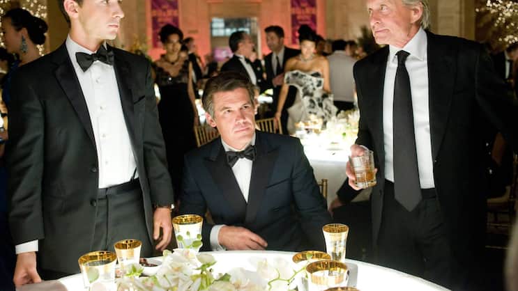 Jacob Moore (Shia LaBoeuf), Bretton James (Josh Brolin) und Gordon Gekko (Michael Douglas) als knallharte Geschäftsmänner in «Wall Street: Geld schläft nicht».