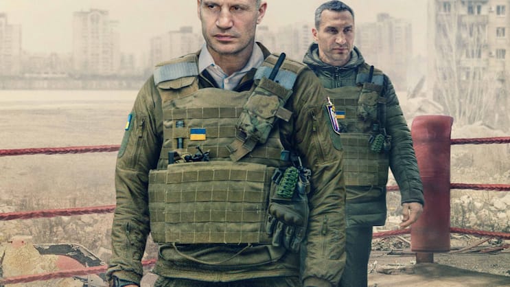 Vereint im Kampf gegen Russland: Bürgermeister Vitali Klitschko (l.) mit seinem «kleinen» Bruder Wladimir.
