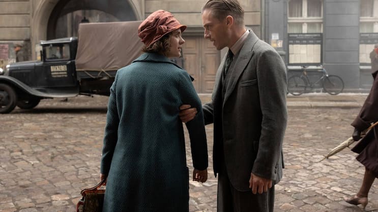 Polizist Gereon Rath (Volker Bruch) ist für Charlotte Ritter (Liv Lisa Fries) «gestorben, tot und begraben».