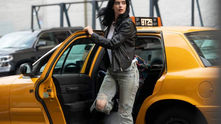 Auch Marvels Jessica Jones (Krysten Ritter) kehrt Netflix den Rücken und zügelt zu Disney+.