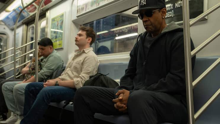 Hadert damit, Lösegeld zu zahlen: Musikmogul King (Denzel Washington).