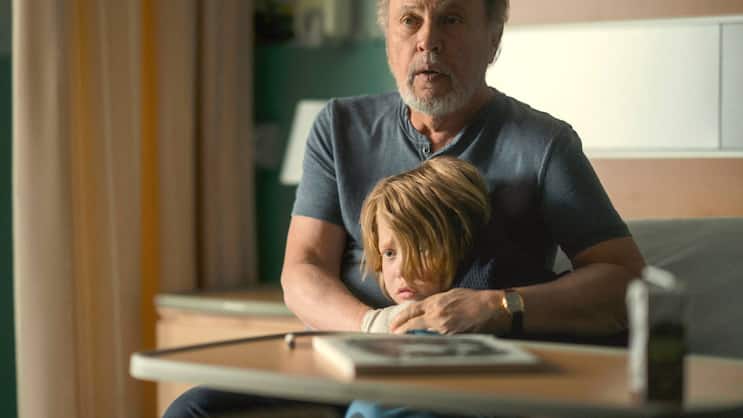 Etwas Düsteres verbindet Psychiater (Billy Crystal) und Patient (Jacobi Jupe).
