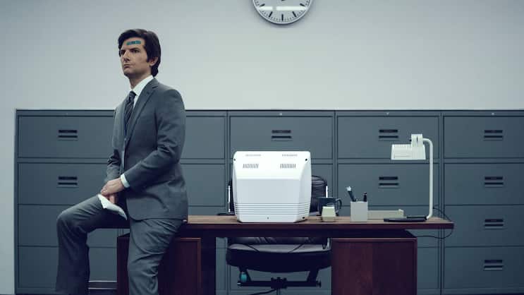 Ganz offensichtlich unentspannt: Mark Scout (Adam Scott) in «Severance».