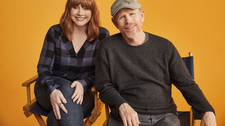 Der prominente Papa kommt auch zu Wort: Produzentin Bryce mit Vater Ron Howard.