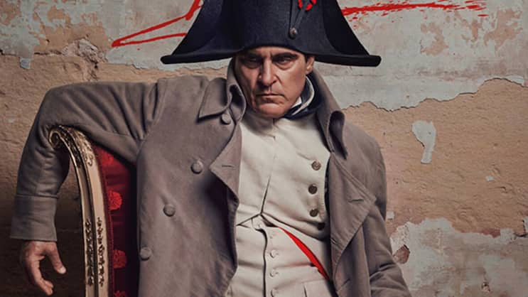 Oscar-Preisträger Joaquin Phoenix ist Napoleon Bonaparte.