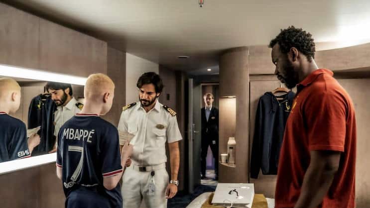 «Unwanted»: Die Flüchtlinge im Diskurs mit der Schiffsbesatzung.