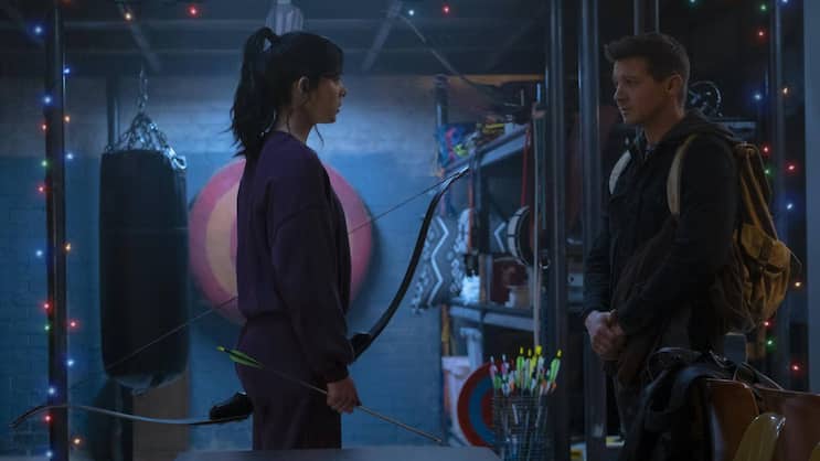 Ohne Training geht's nicht: Hawkeye und seine designierte Nachfolgerin Kate Bishop