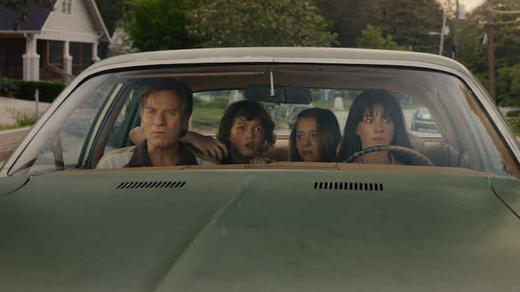 Die Platts trauen ihren Augen nicht: Greg, Brian, Audrey und Denise.