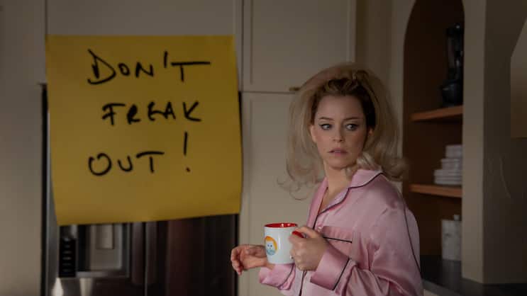 Wenn das Post-it plötzlich zum Riesenposter wird, kann die Frisur schon mal durcheinandergeraten: Elizabeth Banks.