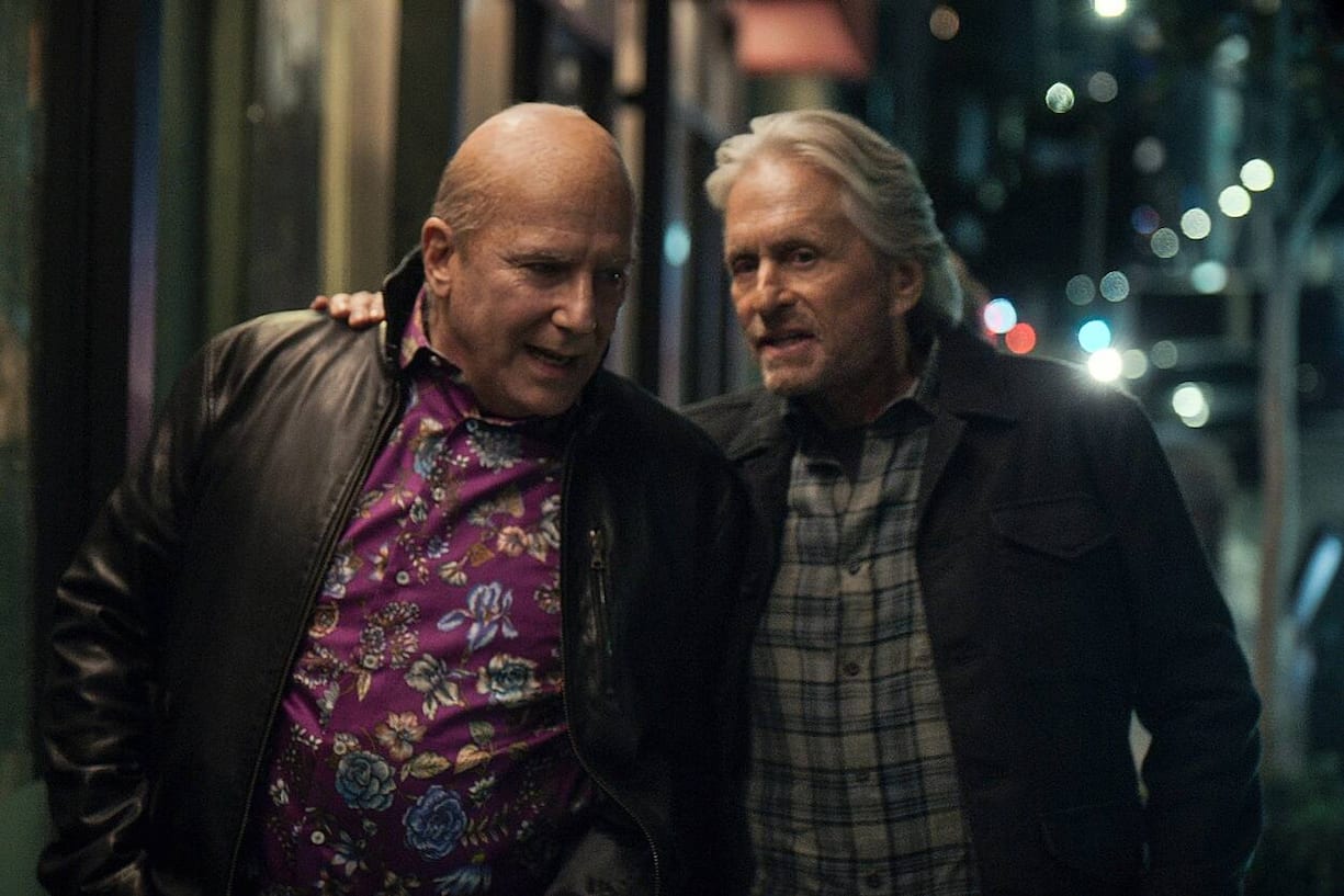 THE KOMINSKY METHOD (L to R) PAUL REISER as MARTIN and MICHAEL DOUGLAS as SANDY KOMINSKY in episode 304 of THE KOMINSKY METHOD Cr. COURTESY OF NETFLIX Â© 2021