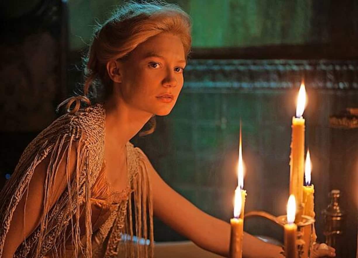 Crimson Peak