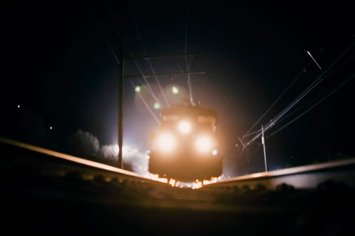 Es geschah am...Die Bremsen der Lok vermochten die schwere Anhängelast nicht zu stoppen und begannen zu glühen.2019Copyright: SRF