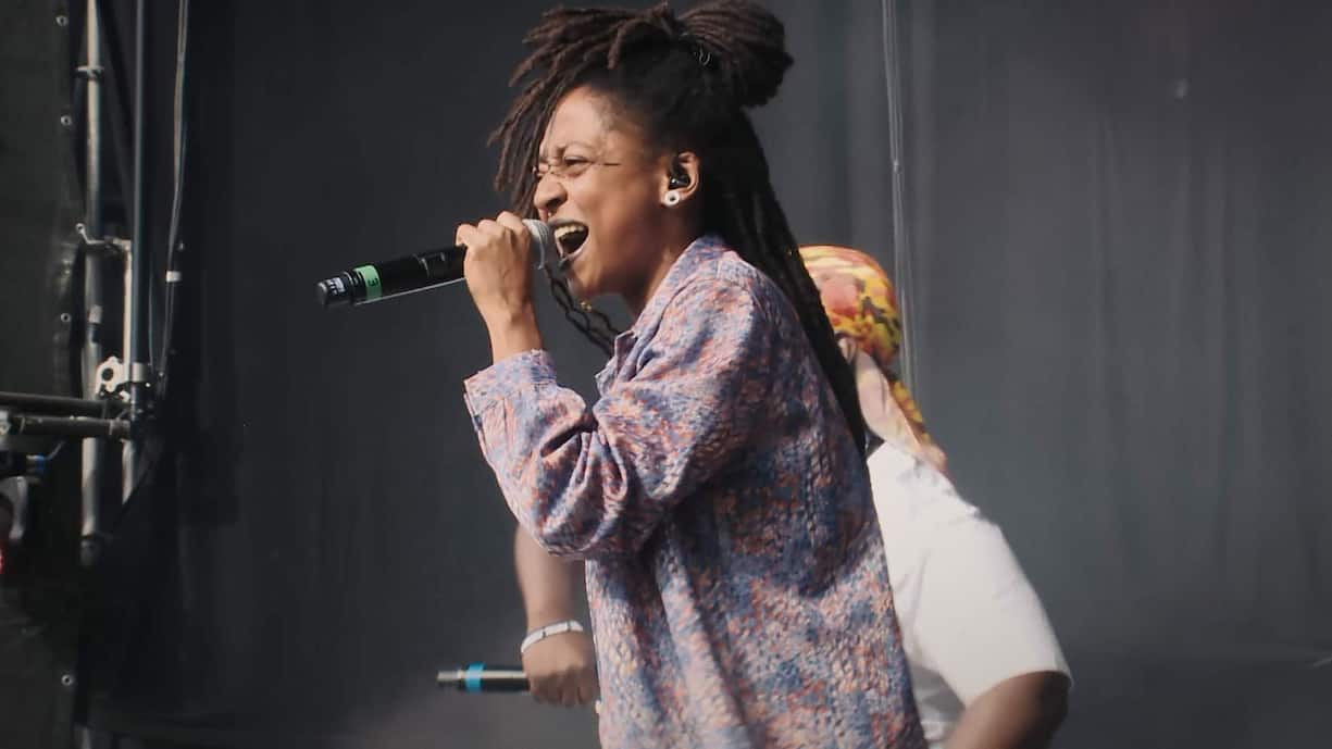 Eine von vier starken Frauen auf der Bühne: KT Gorique.