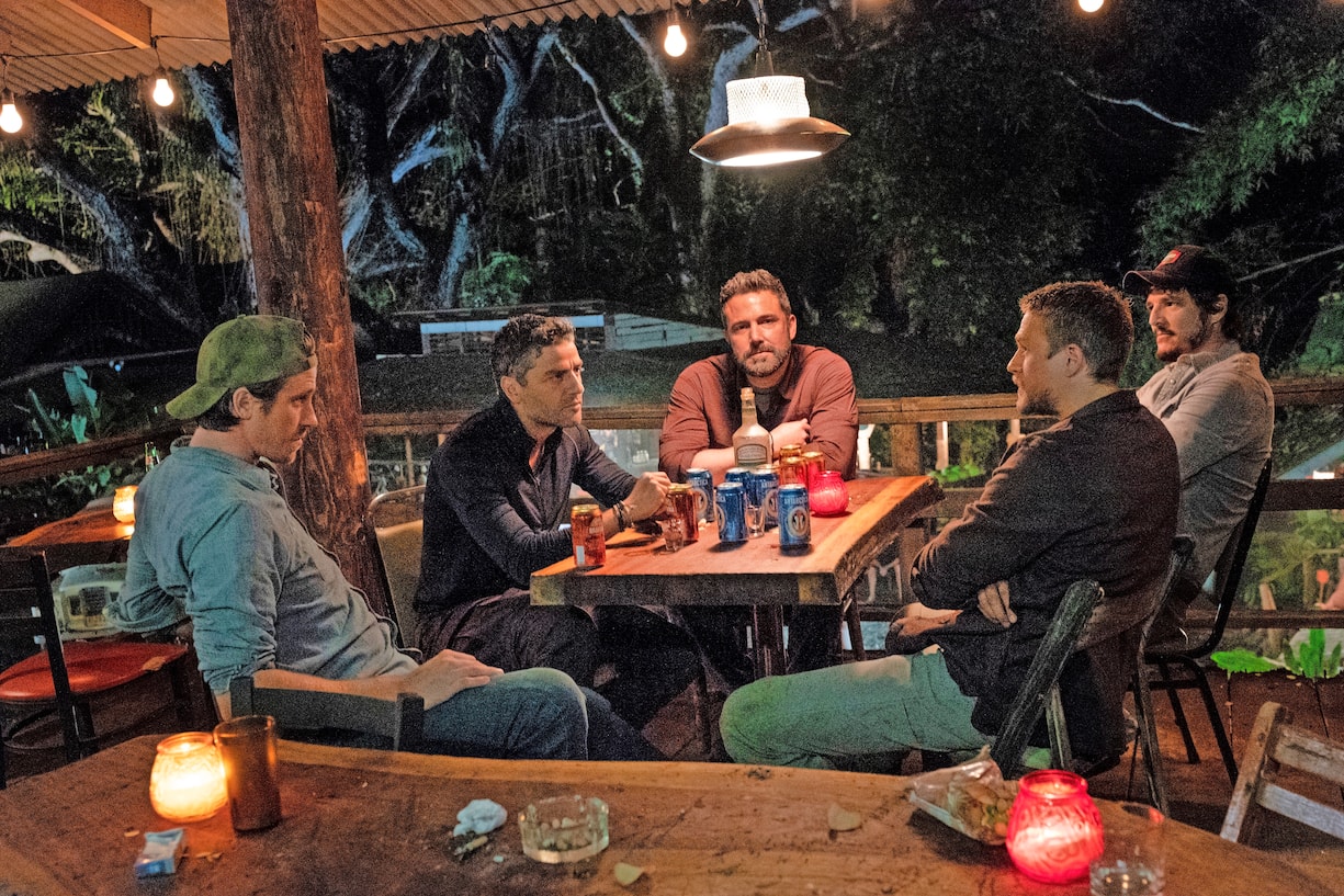 TRIPLE FRONTIER (2019) - pictured L-R: Garrett Hedlund ("Ben"), Oscar Isaac ("Pope"), Ben Affleck ("Redfly"), Charlie Hunnam ("Ironhead"), and Pedro Pascal ("Catfish") Photo by Melinda Sue Gordon / Courtesy of Netflix TF_DAY31-0124.RAF